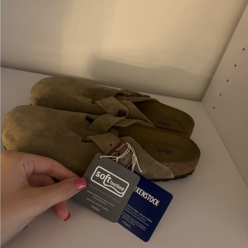 Brand new WITH tags clogs!